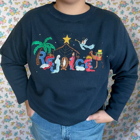 Quacker Factory Tops - NWT QUACKER FACTORY EMBROIDERED NATIVITY SWEATSHIRT SIZE 1X